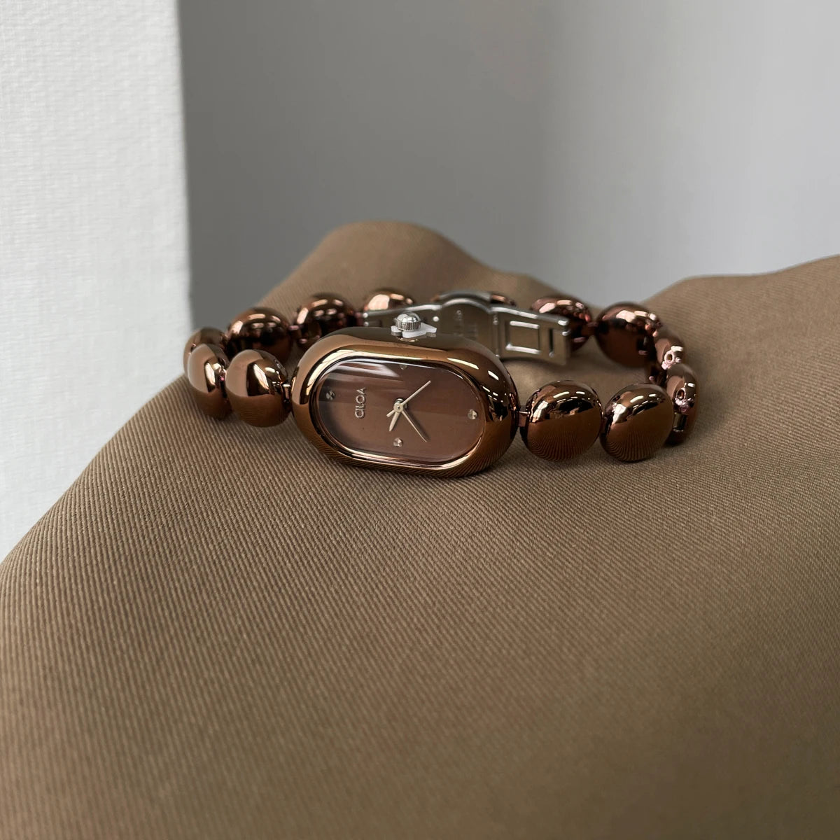 CILOA 2026 New Women's Bracelet-Style Brand Artistic Watch - High-Appearance, Waterproof Quartz, Two Logos Shipped Randomly