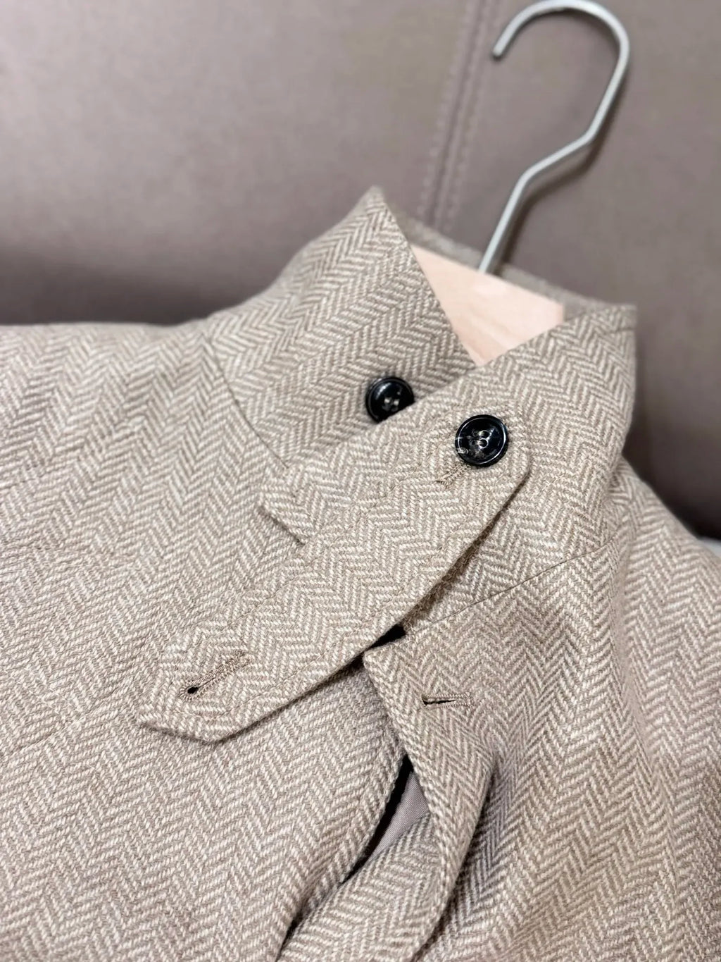 Elegant khaki spliced brown long sleeved lapel single breasted jacket autumn new clothing silk wool blend women's jacket