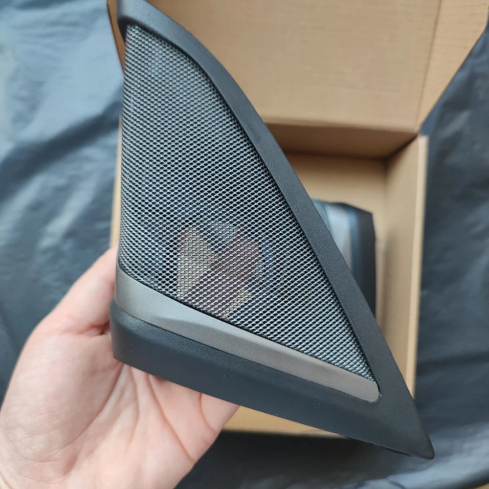 Car Door Loudspeaker For BMW G30 5 Series Audio Original Head Treble Music Upgrade Horn Speaker Kit Front Door Tweeter Cover