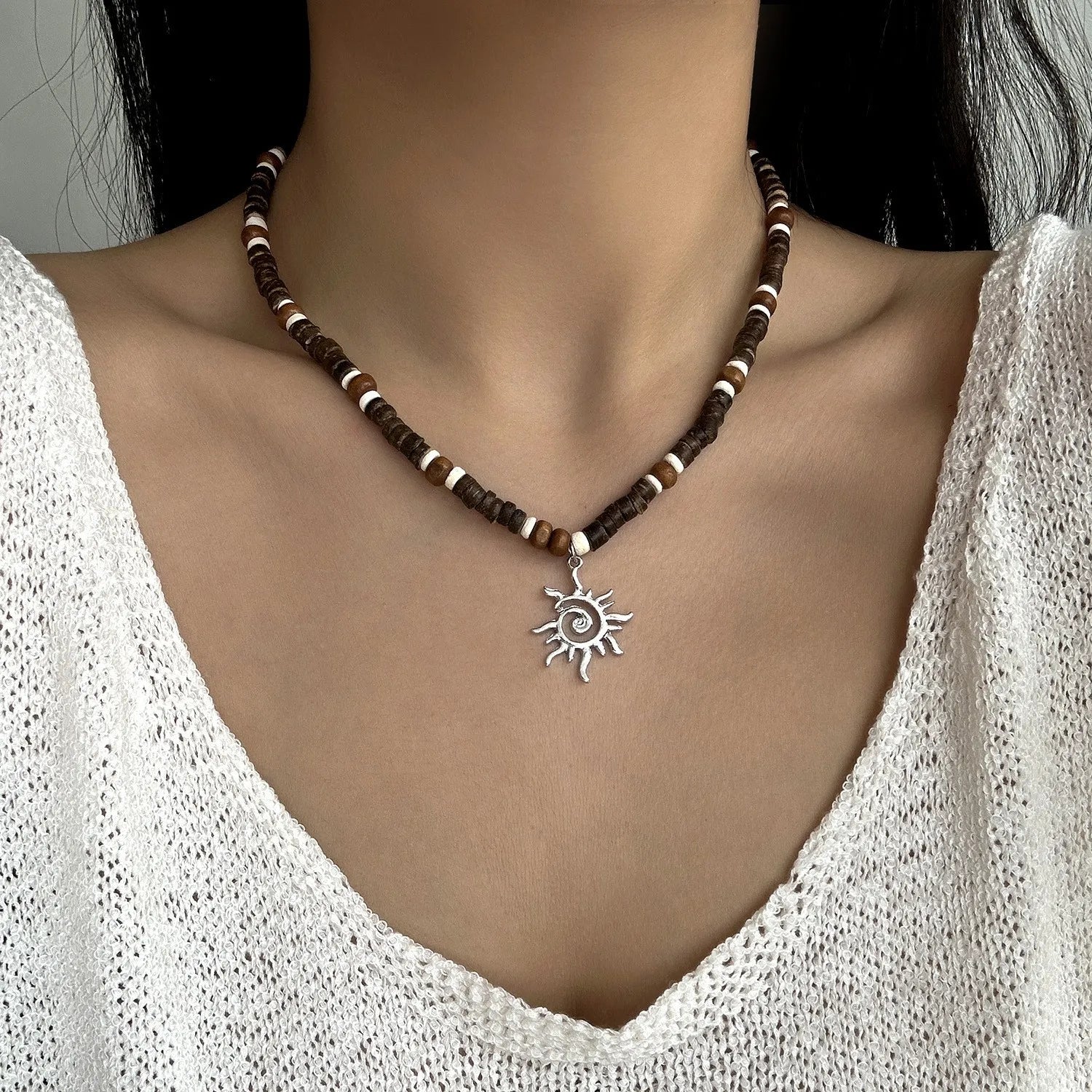 Bohemian Coconut Shell Wooden Beaded Necklace For Women Men Vintage Tribal Sun Pendant Choker Beach Party Holiday Charm Jewelry
