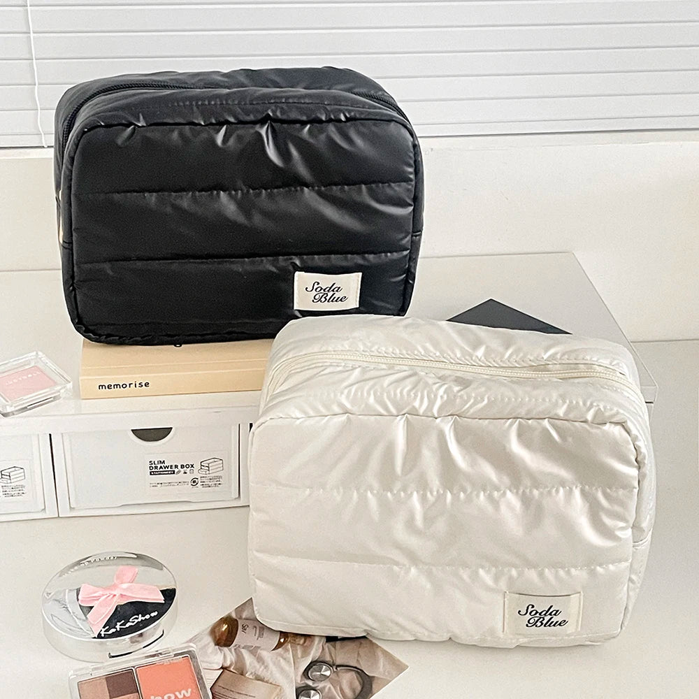 Wholesale Large Capacity Waterproof Cosmetic Bag Elegant Square Zipper Pouch Travel Women Toiletry Storage Handbag for Daily Use