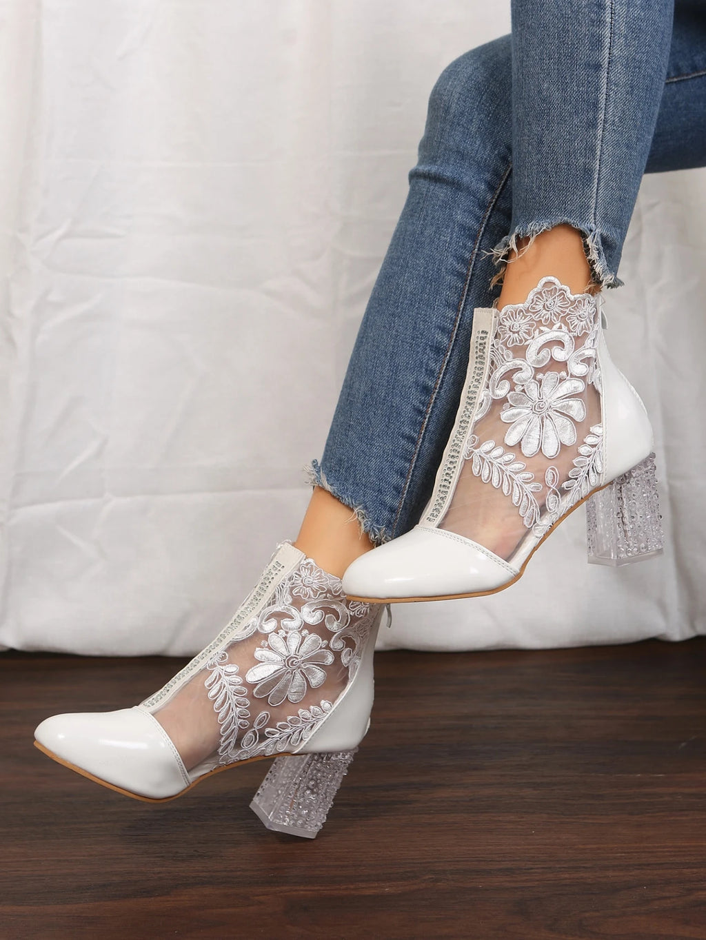 NEW Ethnic Style Women Retro Lace Embroider High Heels Ankle Boots Spring Autumn Round Toe Platform Cool Boot Thick Heeled Pumps