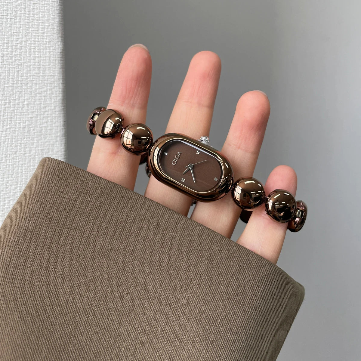 CILOA 2026 New Women's Bracelet-Style Brand Artistic Watch - High-Appearance, Waterproof Quartz, Two Logos Shipped Randomly