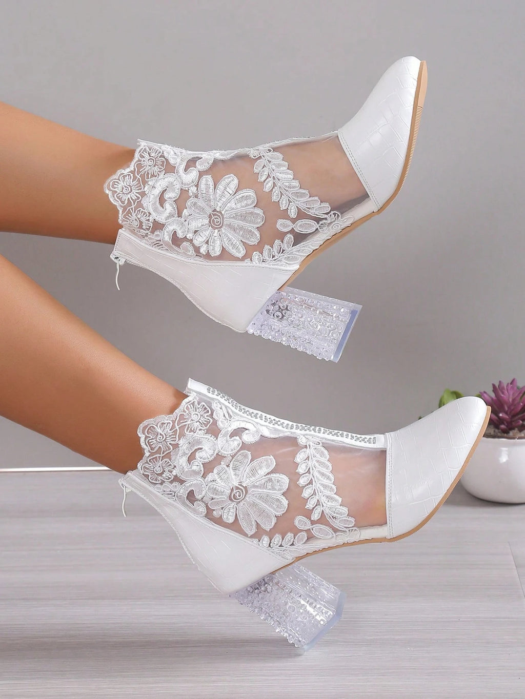 NEW Ethnic Style Women Retro Lace Embroider High Heels Ankle Boots Spring Autumn Round Toe Platform Cool Boot Thick Heeled Pumps