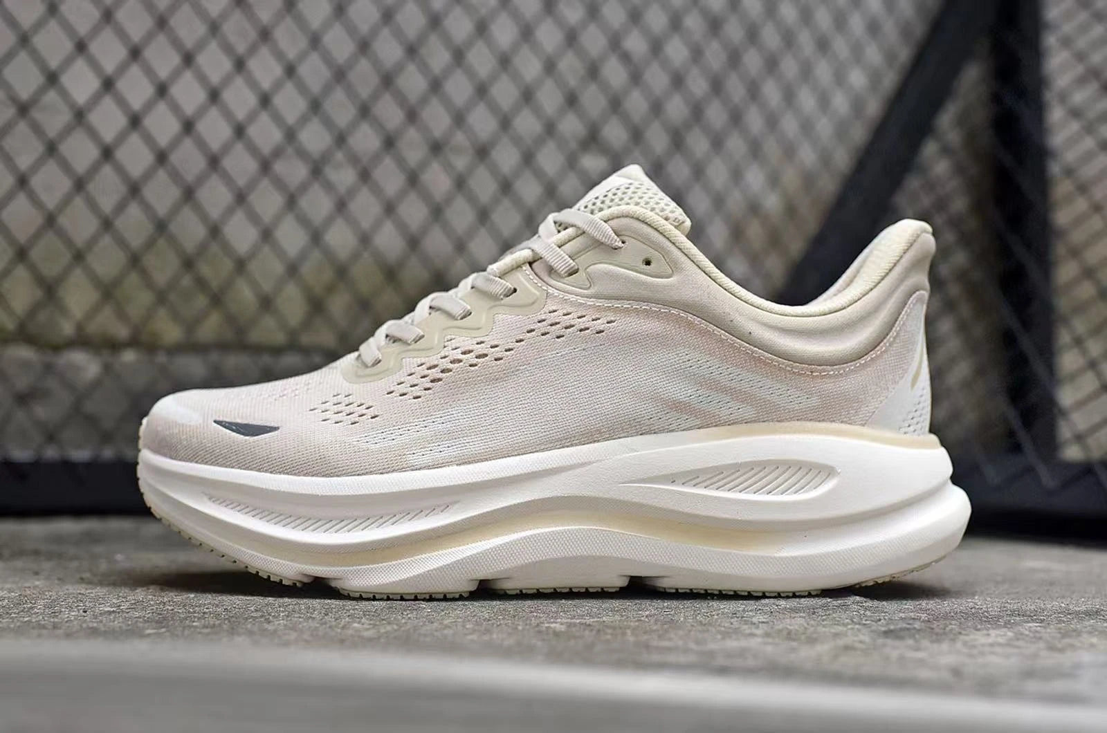 Unisex Breathable Mesh Sneakers