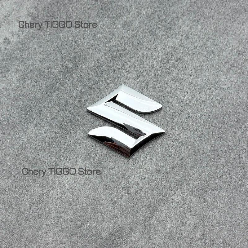Car Front Grille Hood Bonnet Emblem Rear Trunk Badge Logo Sticker For SUZUKI SX4 S Cross SWIFT Alto Alivio Landy Jimny iM 4 iK 2