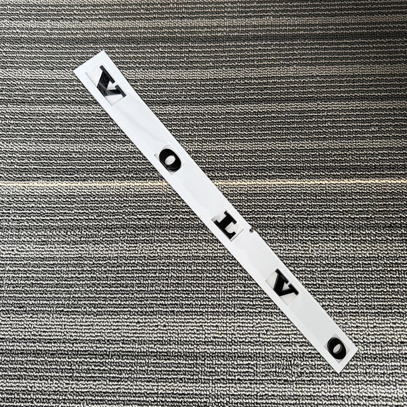 Volvo Car Letter Badge Auto Trunk Metal Stickers For Volvo Xc60 Xc90 V40 V60 S60 V50 V90 S80 C40 XC40 V70 XC70 C30 C70 Rdesign