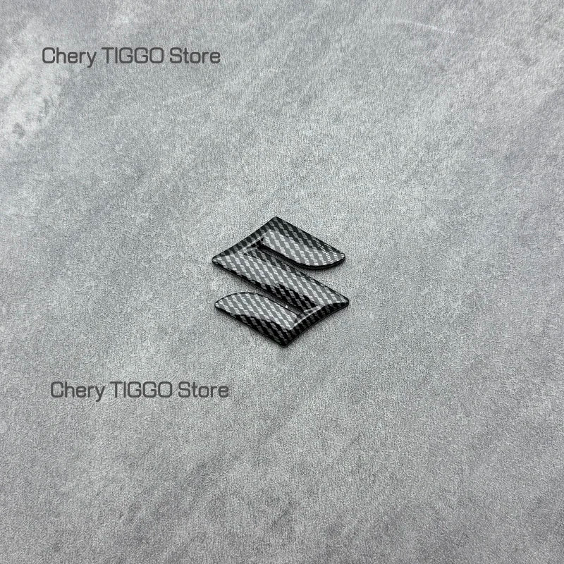 Car Front Grille Hood Bonnet Emblem Rear Trunk Badge Logo Sticker For SUZUKI SX4 S Cross SWIFT Alto Alivio Landy Jimny iM 4 iK 2