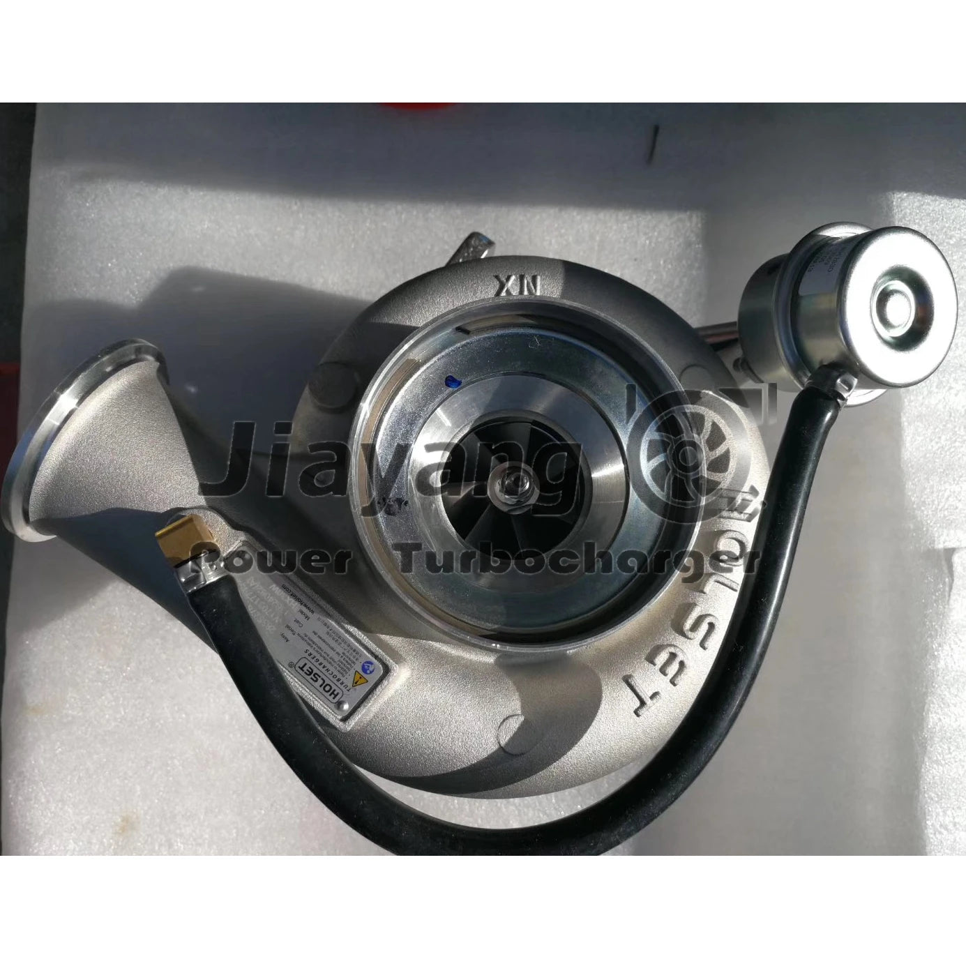Turbocompresseur HX30W 4051167 4051210 2835278 13024082 13024854 pour Deutz TBD226B-4II 4.2L 118KW 160HP