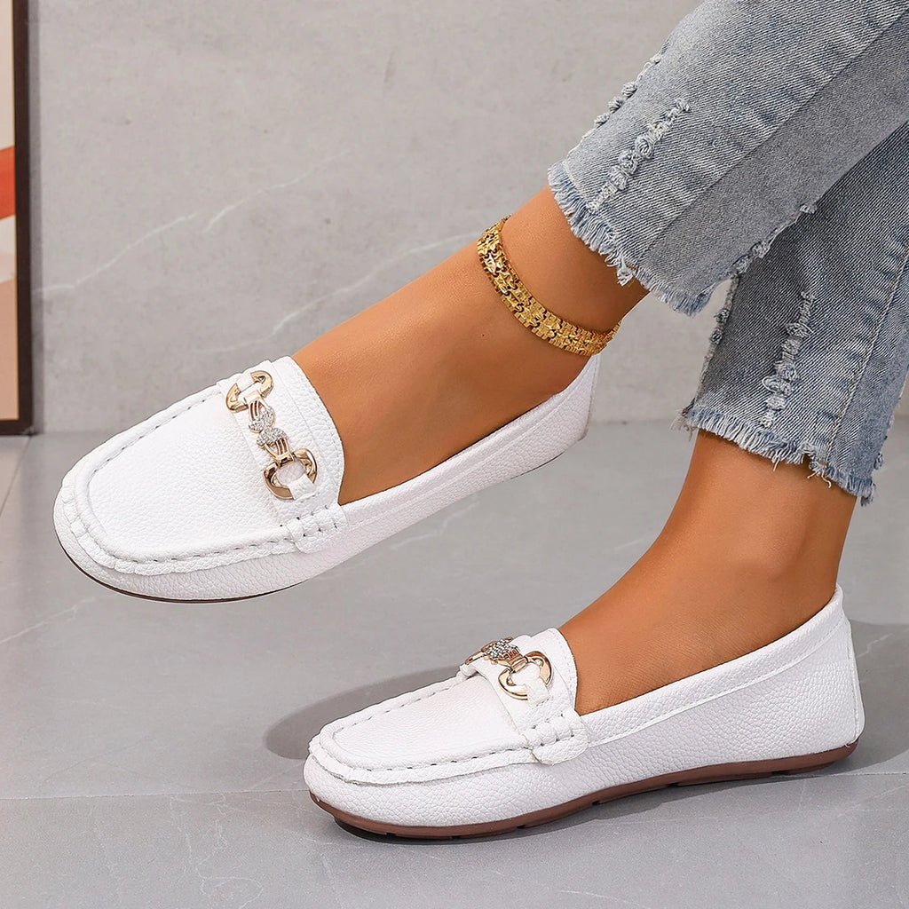 Spring Autumn New Bean Shoes Female Women Round Head Low Heel Knot Chain Casual Footwear Mother Shoes Lady Loafer