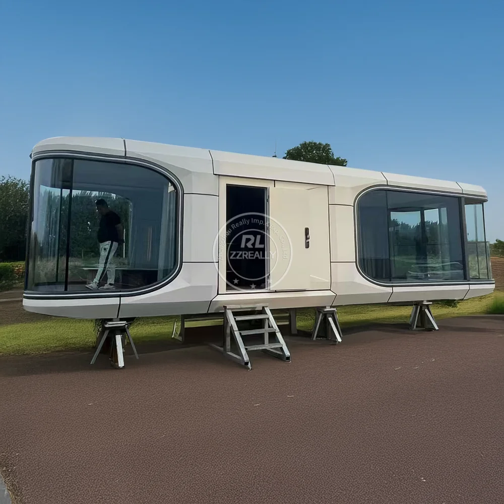 Innovative Space Capsule Living High Quality New Type Space Capsule House Luxury Mobile House