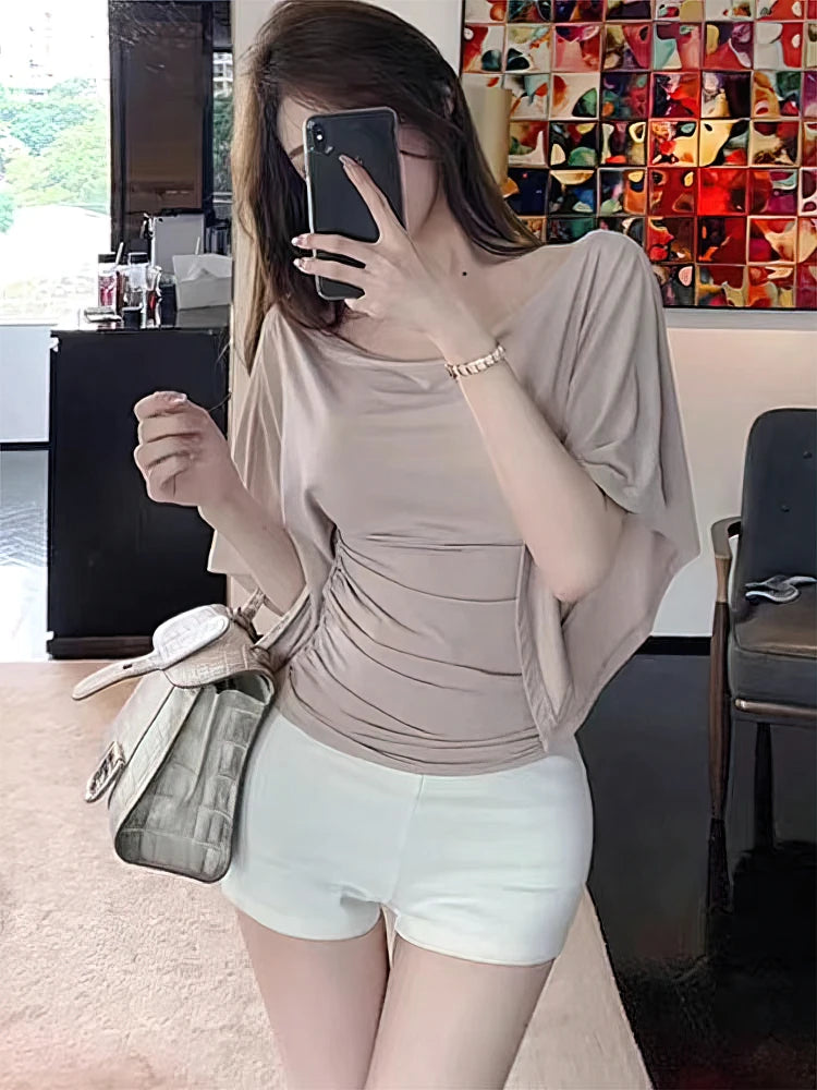 T-shirt d'été sexy à épaules dénudées pour femme, élégant, manches chauve-souris courtes, col bénitier, hauts coréens chics, t-shirt moulant pour femme 2025 nouveau