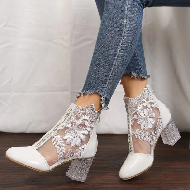 NEW Ethnic Style Women Retro Lace Embroider High Heels Ankle Boots Spring Autumn Round Toe Platform Cool Boot Thick Heeled Pumps