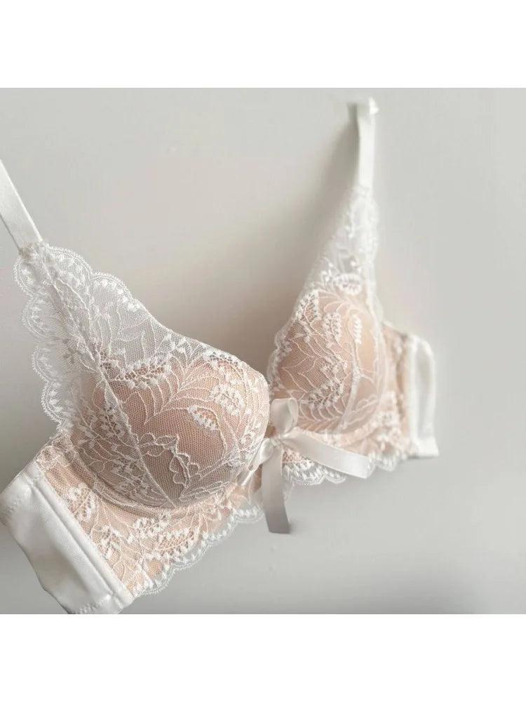 Trendy French Style Lace Bowknot Contrast Color Bra Set Wireless Push Up Thick Padded No Gap Sexy Women's Lingerie Set Hot Sale