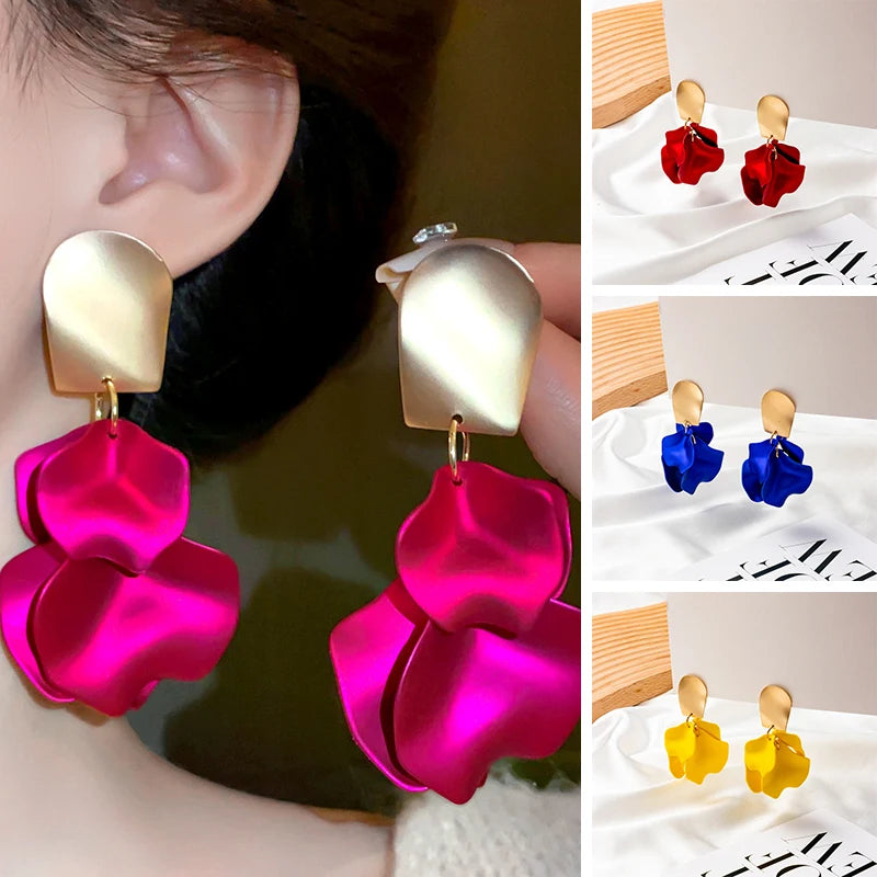 Solid Color Twisted Smooth Rose Flower Petal Dangle Earrings Women Vintage Fashion Elegant Large Piece Exaggerated Jewelry K-
