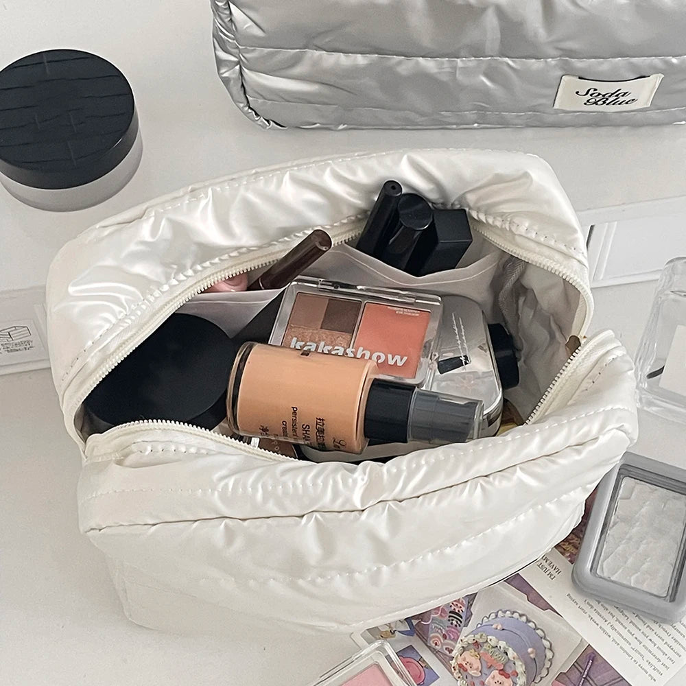 Wholesale Large Capacity Waterproof Cosmetic Bag Elegant Square Zipper Pouch Travel Women Toiletry Storage Handbag for Daily Use