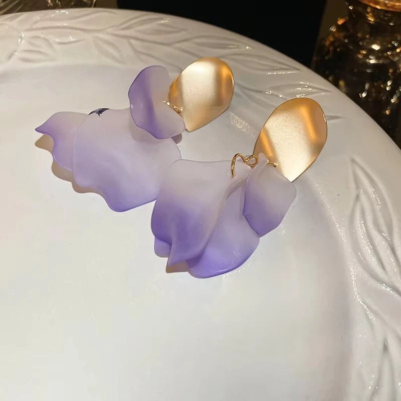 Solid Color Twisted Smooth Rose Flower Petal Dangle Earrings Women Vintage Fashion Elegant Large Piece Exaggerated Jewelry K-