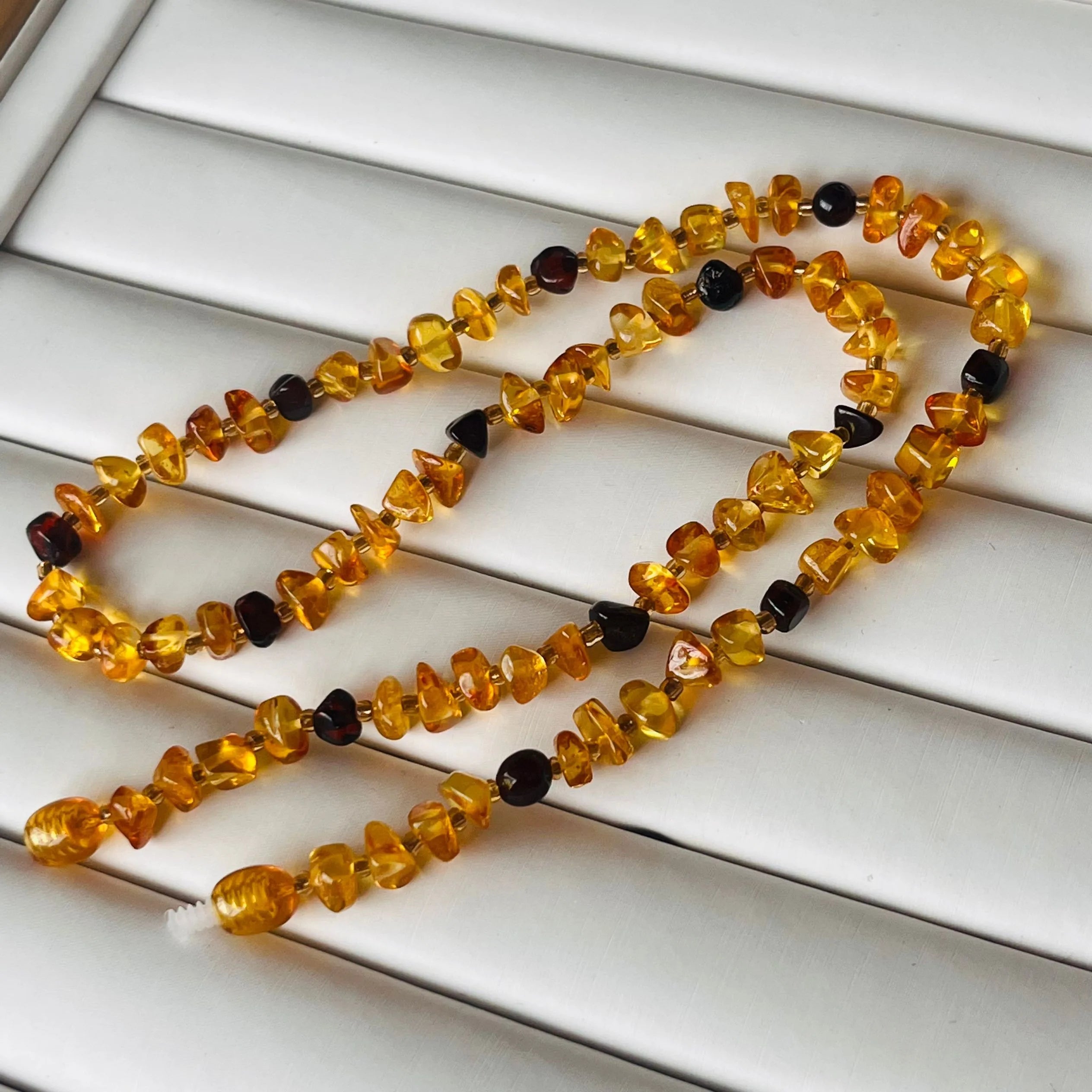Natural Amber Necklace Healing Crystal Jewelry Vintage Bohemian Style Baltic Amber Choker for Women