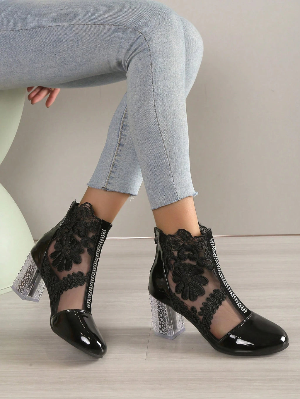 NEW Ethnic Style Women Retro Lace Embroider High Heels Ankle Boots Spring Autumn Round Toe Platform Cool Boot Thick Heeled Pumps