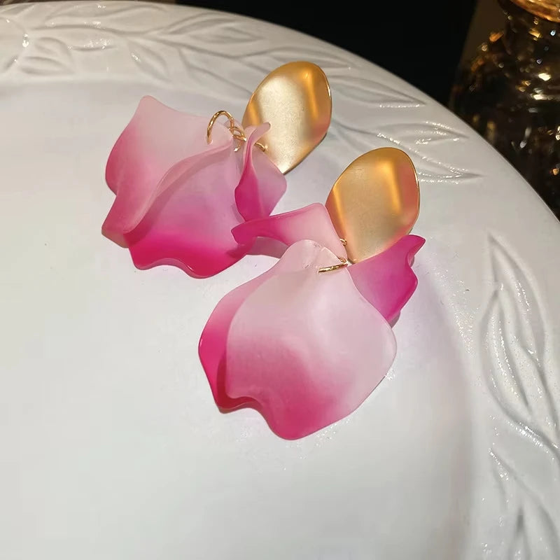 Solid Color Twisted Smooth Rose Flower Petal Dangle Earrings Women Vintage Fashion Elegant Large Piece Exaggerated Jewelry K-