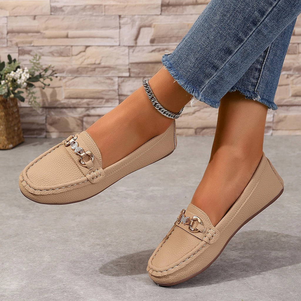Spring Autumn New Bean Shoes Female Women Round Head Low Heel Knot Chain Casual Footwear Mother Shoes Lady Loafer