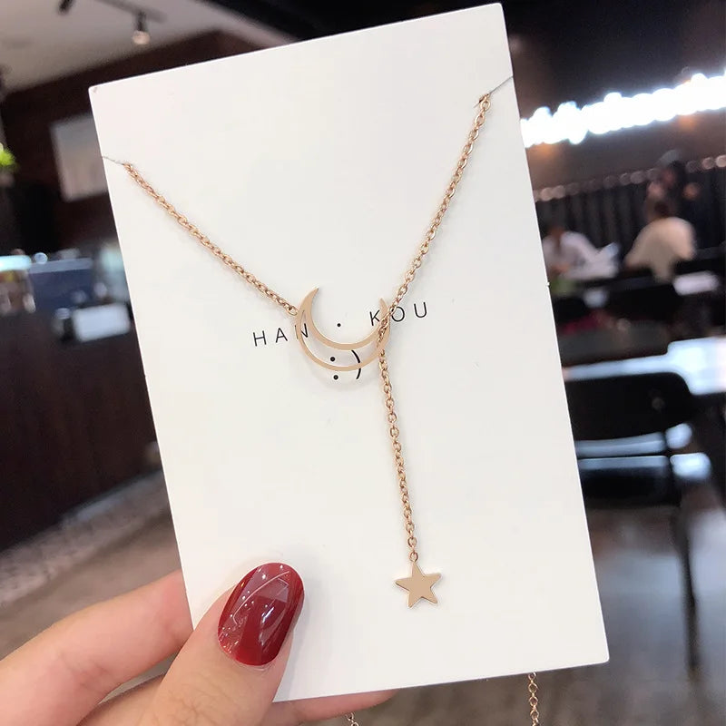 Trendy Moon Star Pendant Choker Necklace Simple Gold Color Alloy Charm Chain Collares Necklace For Women Party Jewelry Gift