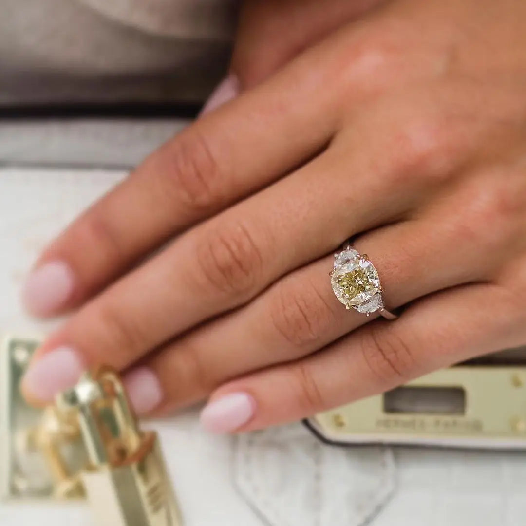 JOVOVASMILE Yellow Moissanite Ring 3 Carat 9x8mm Cushion 18k Yellow White Gold Fine Rings For Woman Romantic Gift