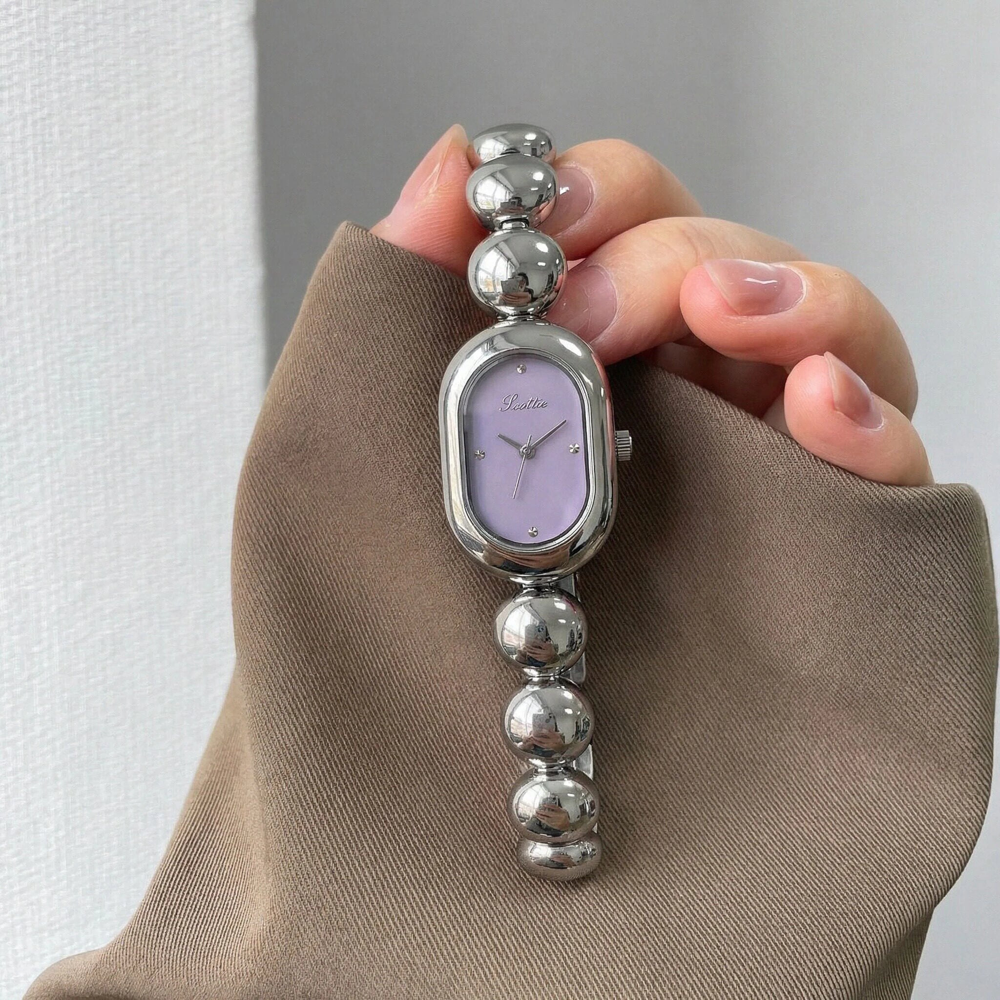CILOA 2026 New Women's Bracelet-Style Brand Artistic Watch - High-Appearance, Waterproof Quartz, Two Logos Shipped Randomly