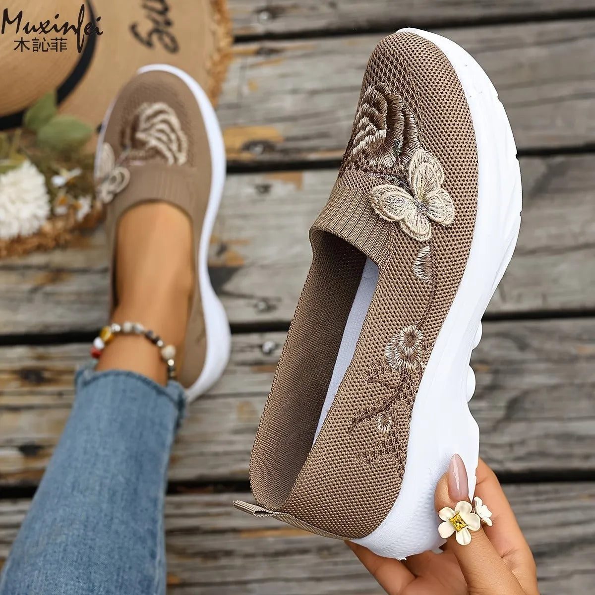 New women's breathable mesh shoes, fashionable and comfortable cloth shoes, 2026 summer casual shoes