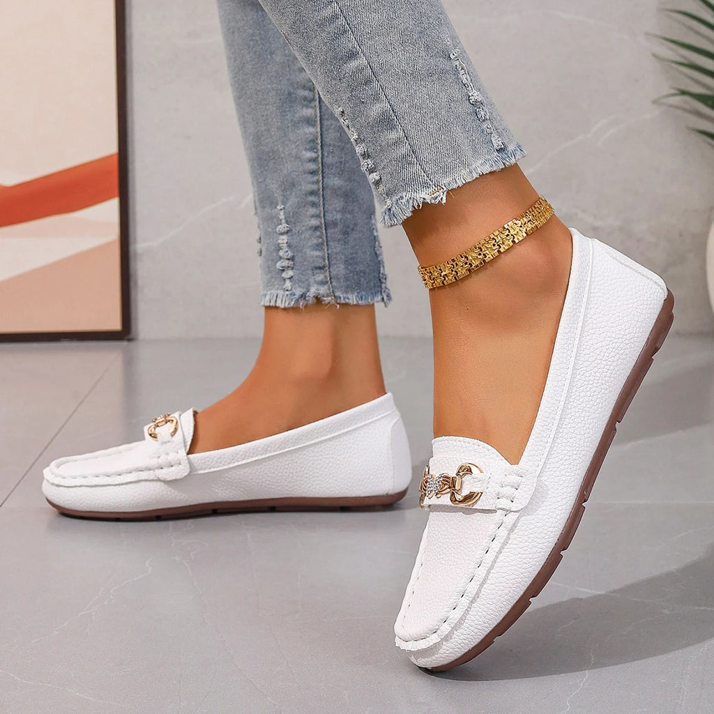 Spring Autumn New Bean Shoes Female Women Round Head Low Heel Knot Chain Casual Footwear Mother Shoes Lady Loafer