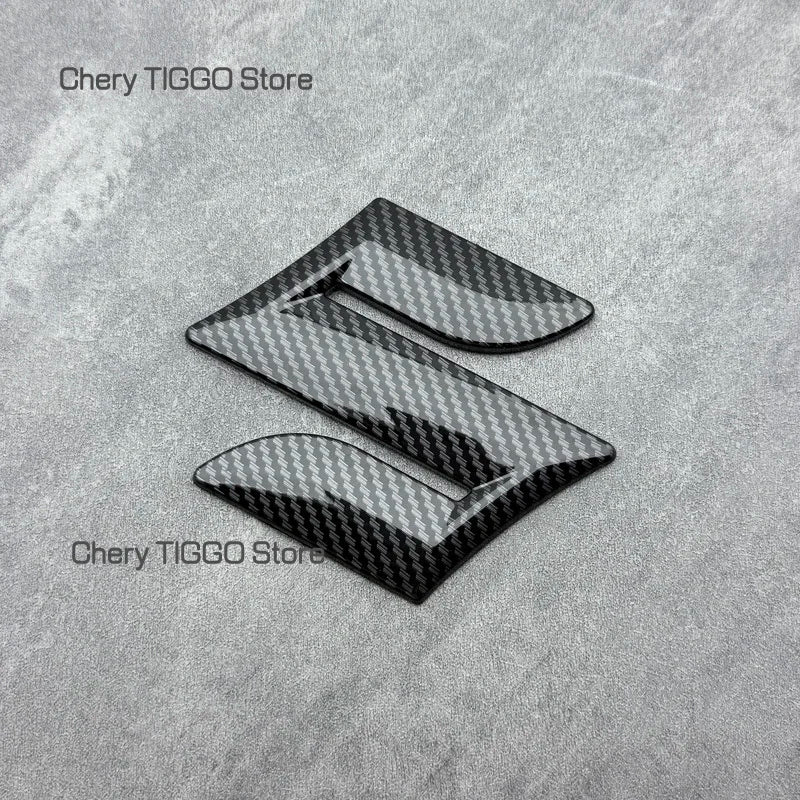 Car Front Grille Hood Bonnet Emblem Rear Trunk Badge Logo Sticker For SUZUKI SX4 S Cross SWIFT Alto Alivio Landy Jimny iM 4 iK 2