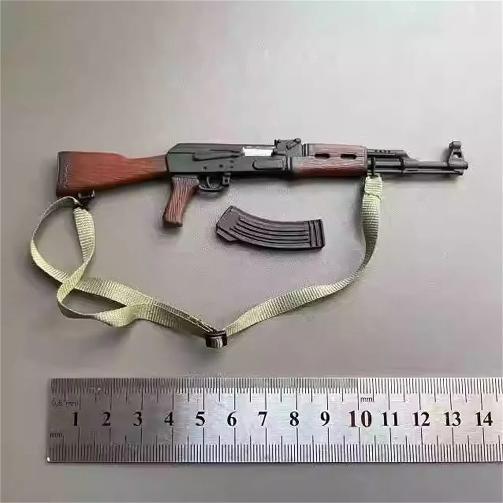 1/6th Minitimes M052 Asia Female Girl Medic Soldier Main Weapons Type47 Clips PVC Material Not Real For 12" Doll Figure Collect