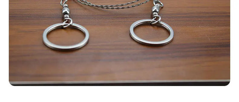2 pieces of hand pulled steel wire, life-saving saw, outdoor life-saving saw