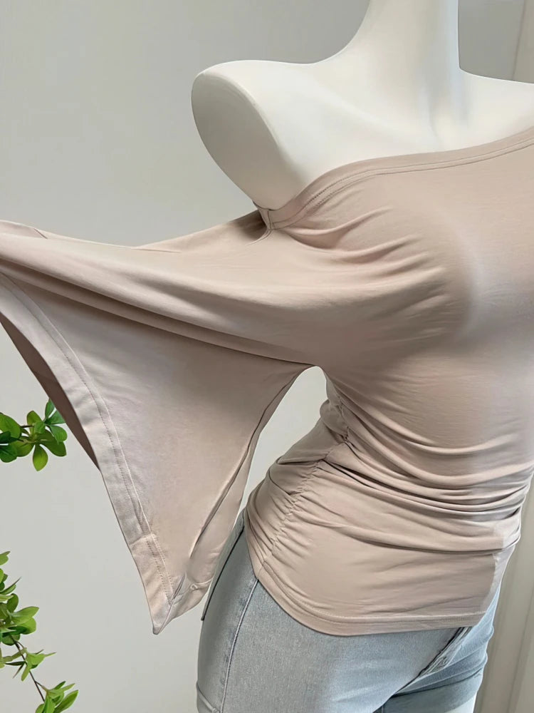 T-shirt d'été sexy à épaules dénudées pour femme, élégant, manches chauve-souris courtes, col bénitier, hauts coréens chics, t-shirt moulant pour femme 2025 nouveau