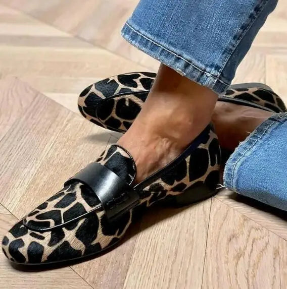 Spring Autumn New Loafers Shoes Women Shallow Mouth Tassel Large Size 34-43 Casual Flat  Shoes Women