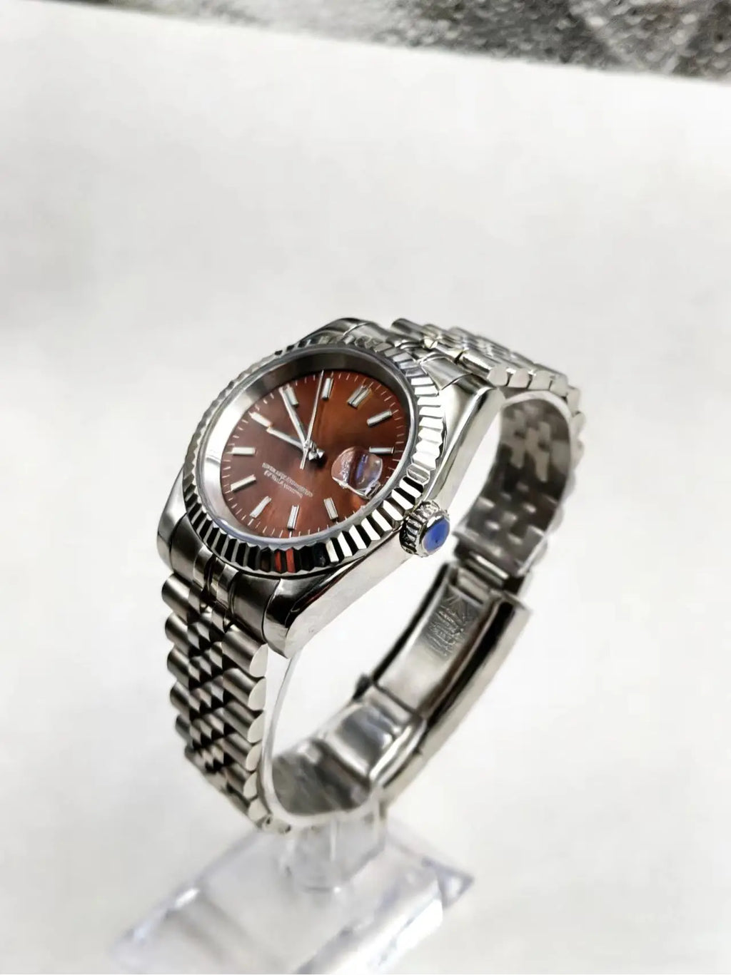 Personalized NH35 Movement Watch Mod 39mm Luxury Men watch Fit Seiko NH35 movement Green Luminous Brown Striped nail 28.5mm Dial