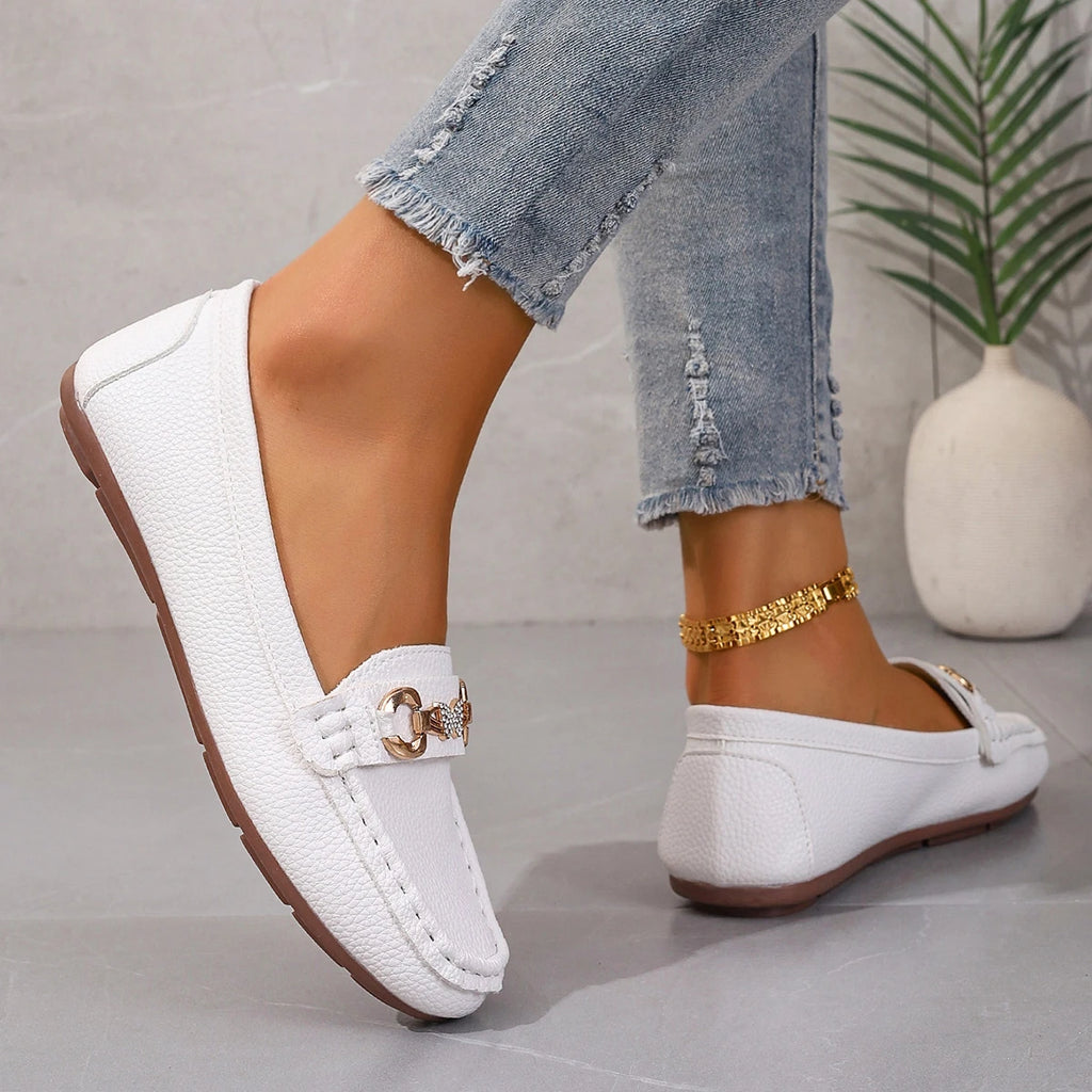 Spring Autumn New Bean Shoes Female Women Round Head Low Heel Knot Chain Casual Footwear Mother Shoes Lady Loafer