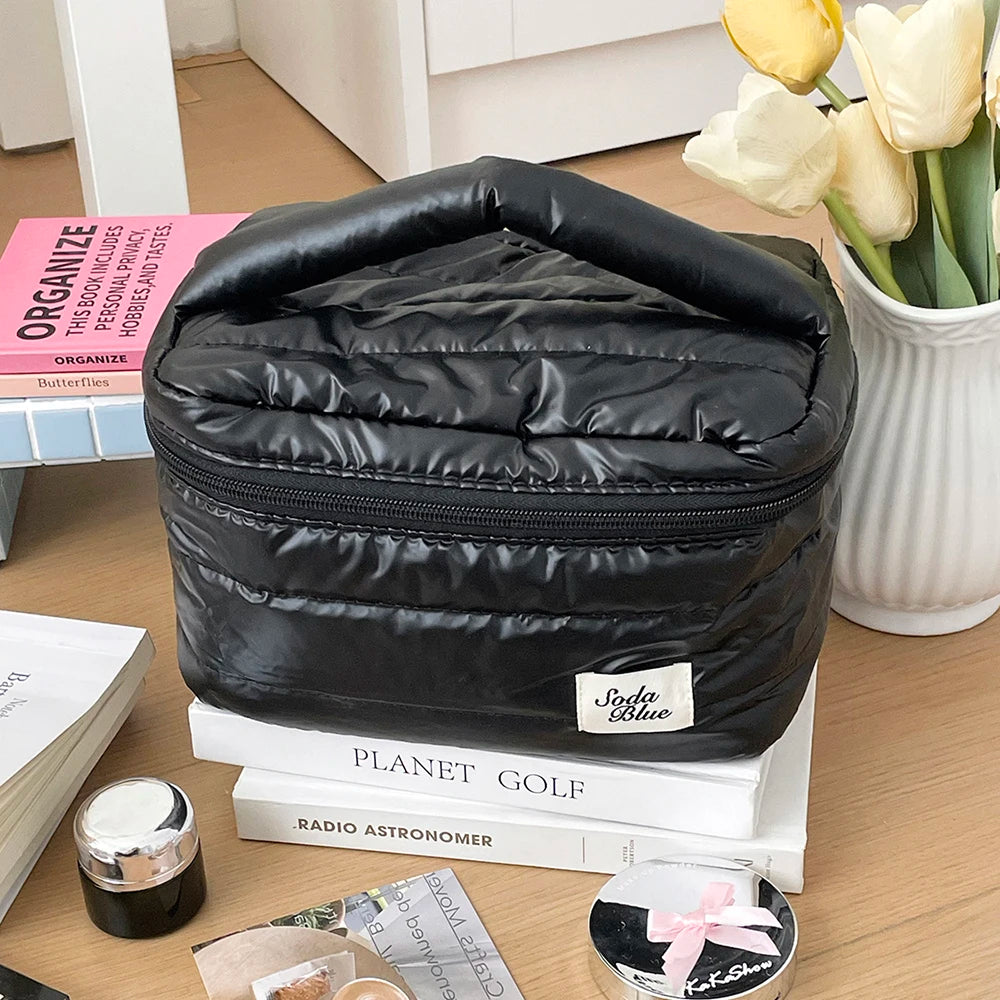 Wholesale Large Capacity Waterproof Cosmetic Bag Elegant Square Zipper Pouch Travel Women Toiletry Storage Handbag for Daily Use