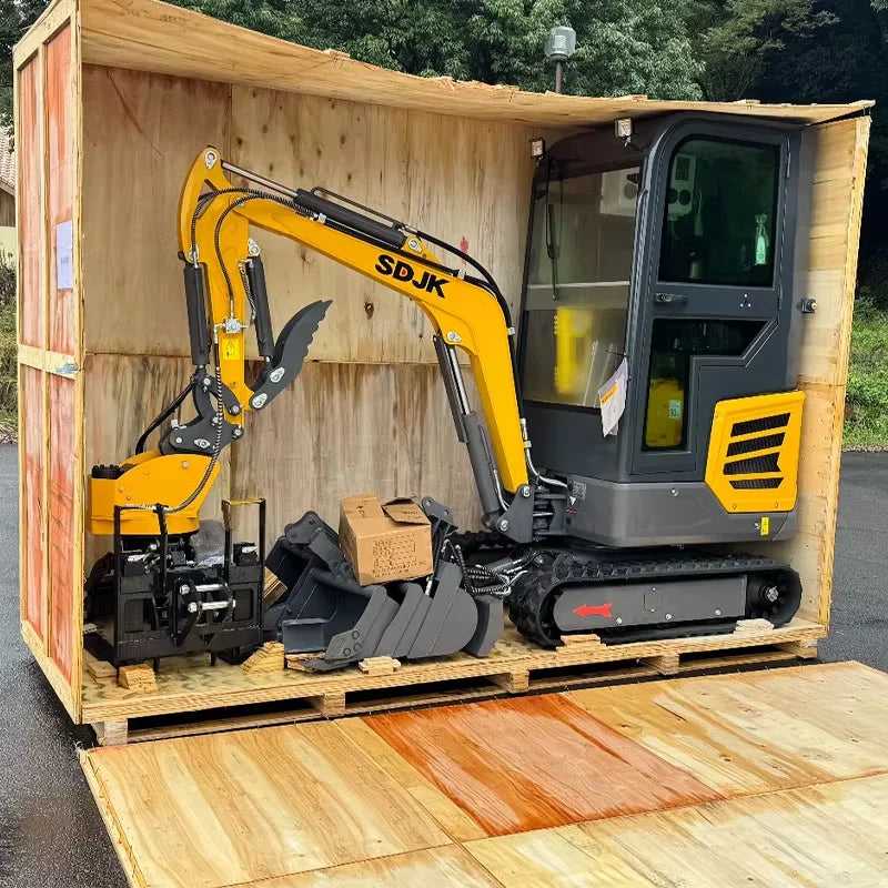 Hot selling mini excavator, multifunctional tracked agricultural mini bagger customized enclosed excavator for quick delivery