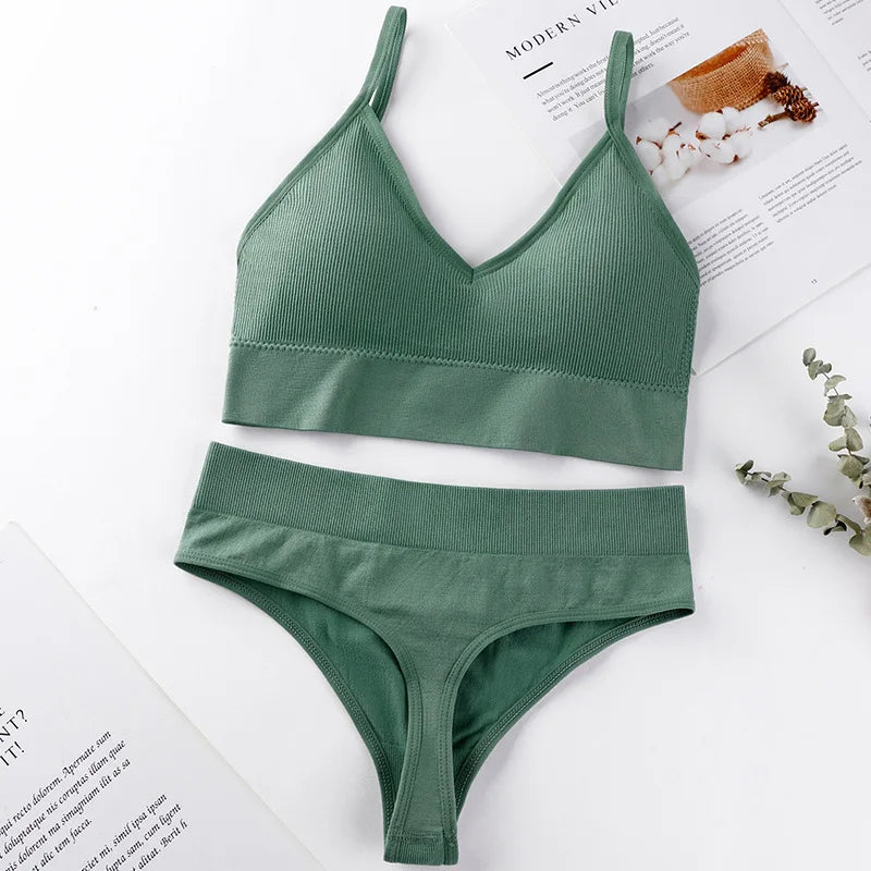 Women’s Ribbed V Neck Bra and Panty Set Seamless Comfortable 2 Piece 2026