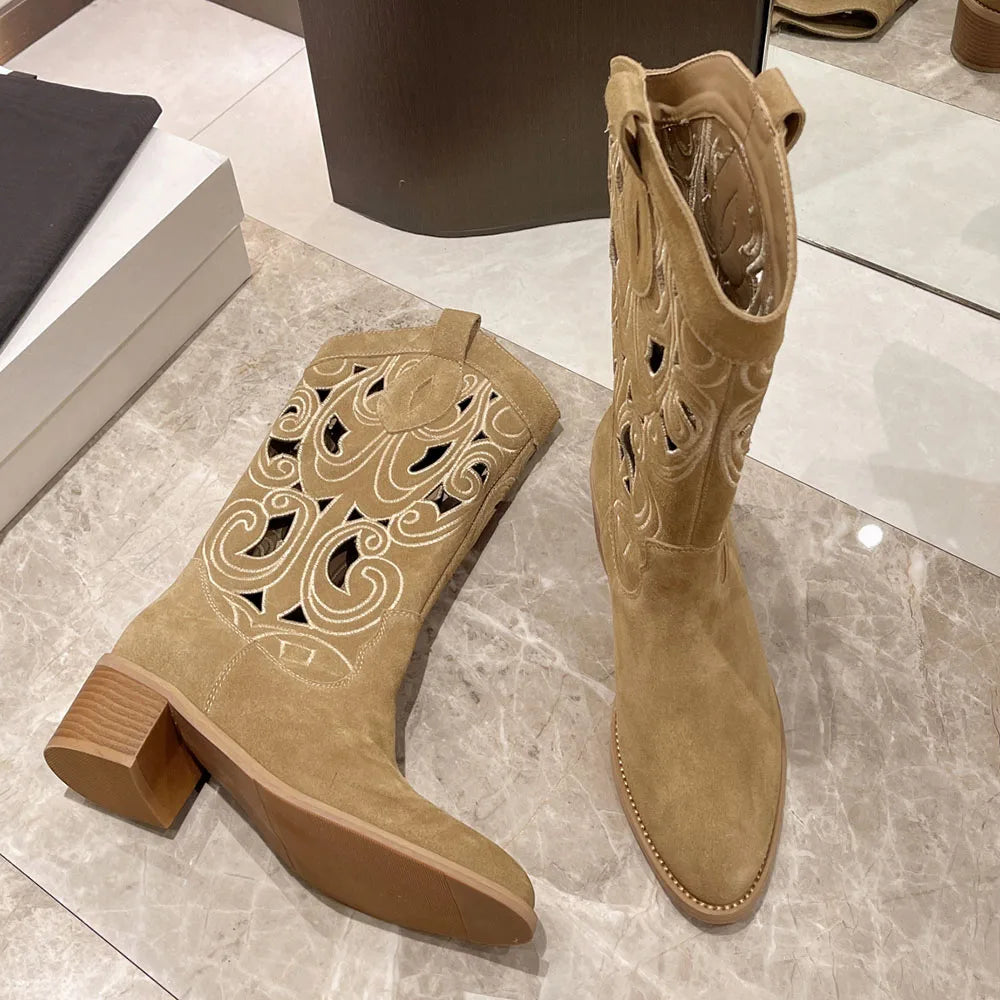 2026 Women's Summer Retro Round Toe Chunky Heels Vegan Suede Western Boots with Hollow Design and Rivets Cowboy Boots Shoes