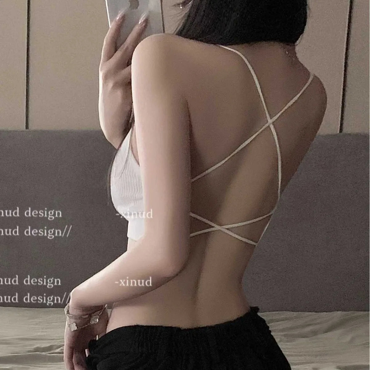 Women's Bras, Backless Lingerie, Strapless Bras, Backless Wrap-Around Bras with Pads, Underwear, Strapless Bras, Teenage Lingeri