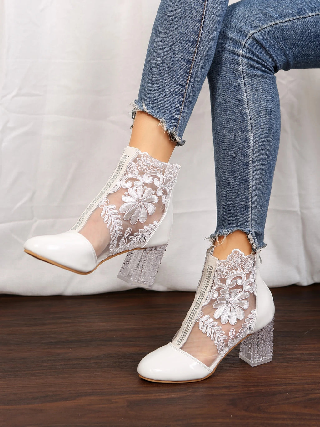 NEW Ethnic Style Women Retro Lace Embroider High Heels Ankle Boots Spring Autumn Round Toe Platform Cool Boot Thick Heeled Pumps