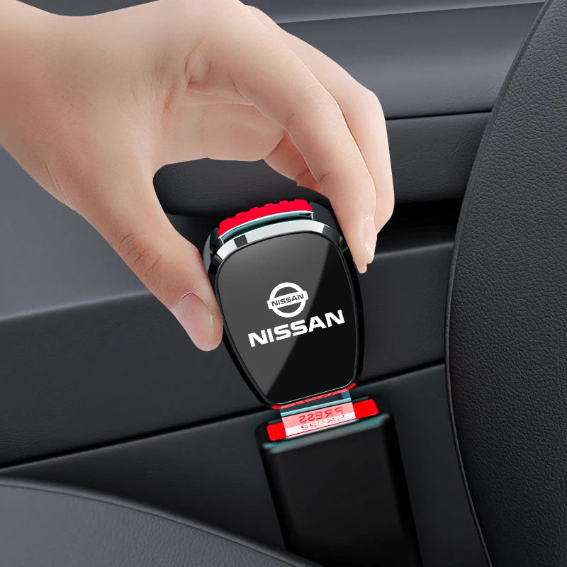 For Nissan Qashqai Versa Leaf Sentra Pulsar Xterra X-trail Nismo Car Seat Belt Clip Extender Metal Badge Lock Buckle