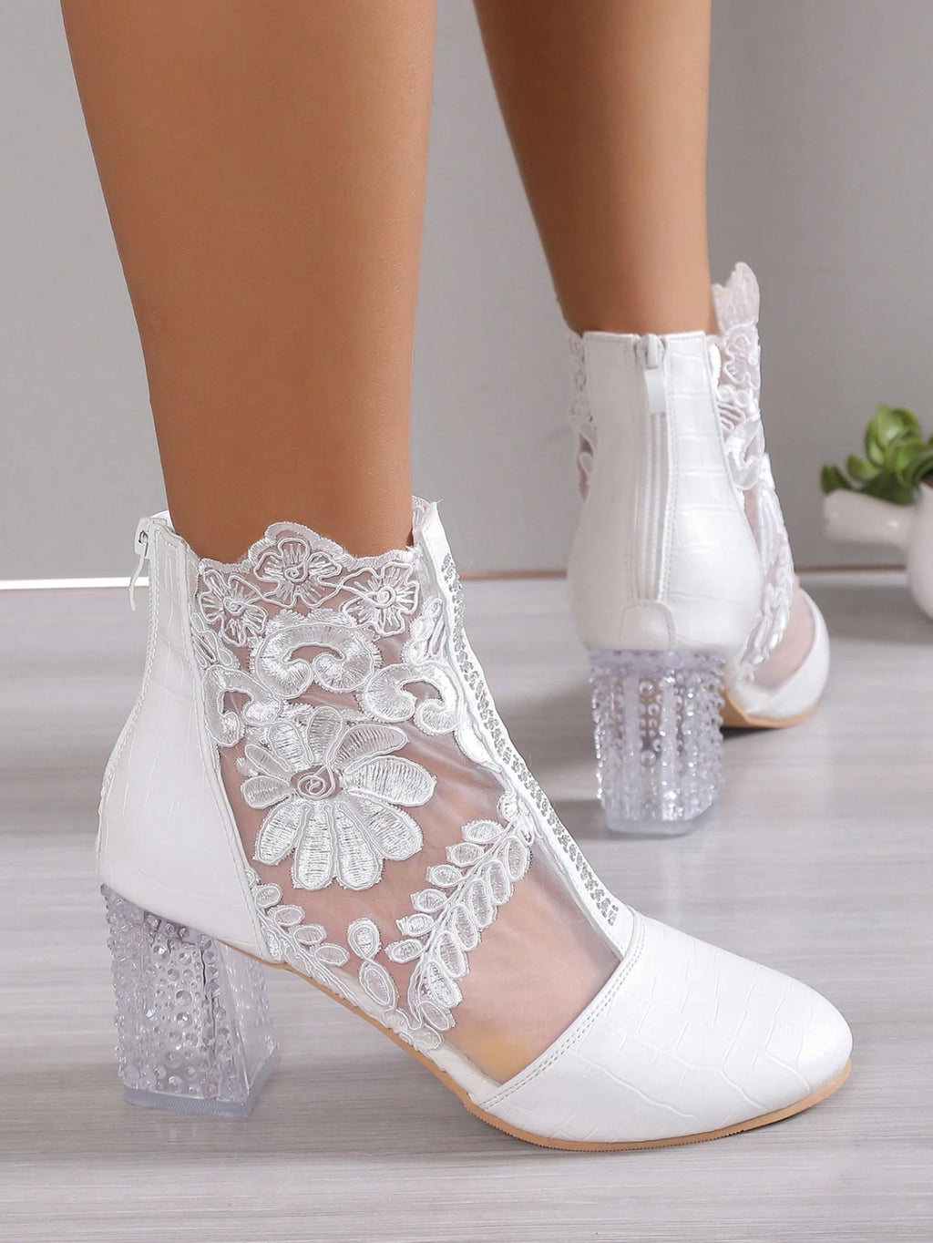 NEW Ethnic Style Women Retro Lace Embroider High Heels Ankle Boots Spring Autumn Round Toe Platform Cool Boot Thick Heeled Pumps